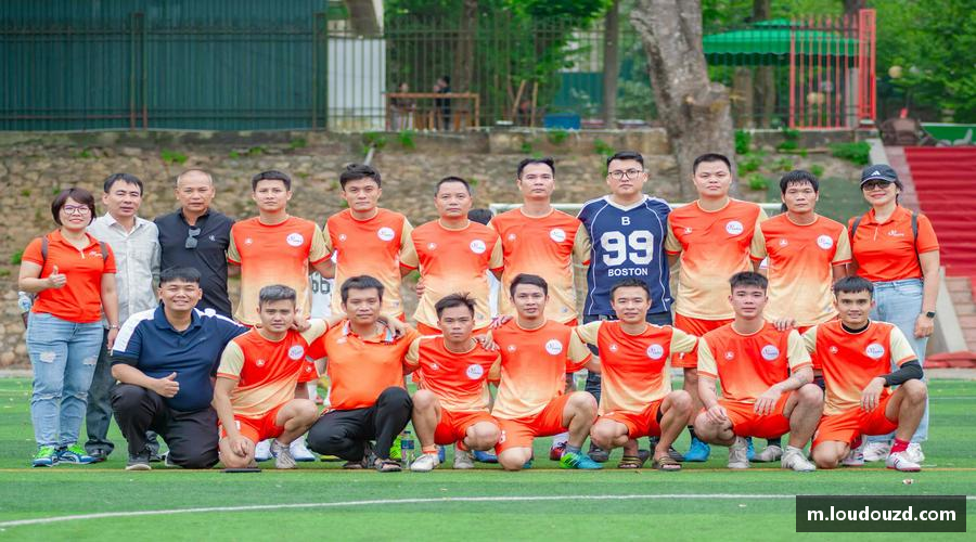 U8国际家居入口力量源自团结，胜利因我们！